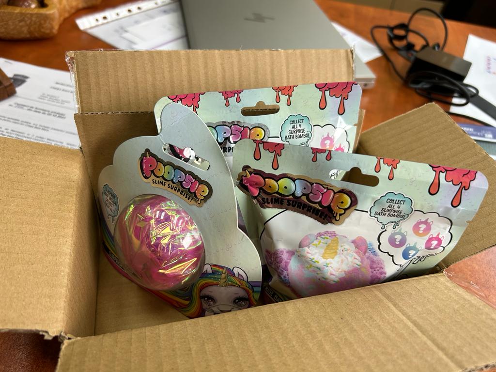 Poopsie Slime Surprise! - set 2 bombe de baie + set 2 sapunuri