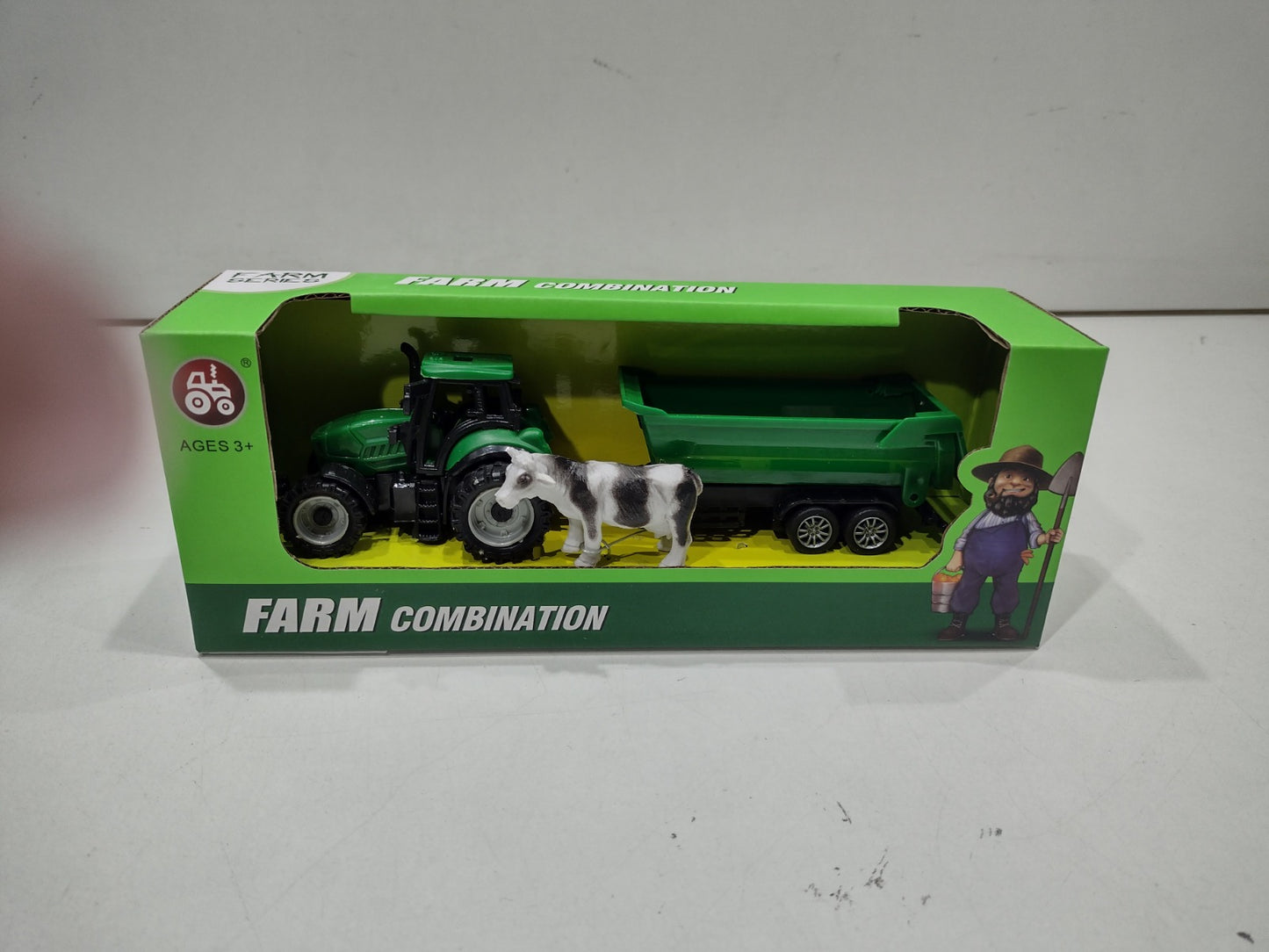 Tractor cu remorca pentru animale + 1 animal - asortat / 120